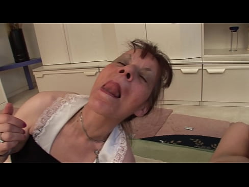 ❤️ બે દાદી અને એક દાદા પાસે થ્રીસમ છે gu.4k-porno.ru પર  ﹏